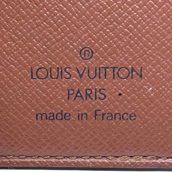 Louis Vuitton Monogram Bifold Wallet - Picture 3 of 11
